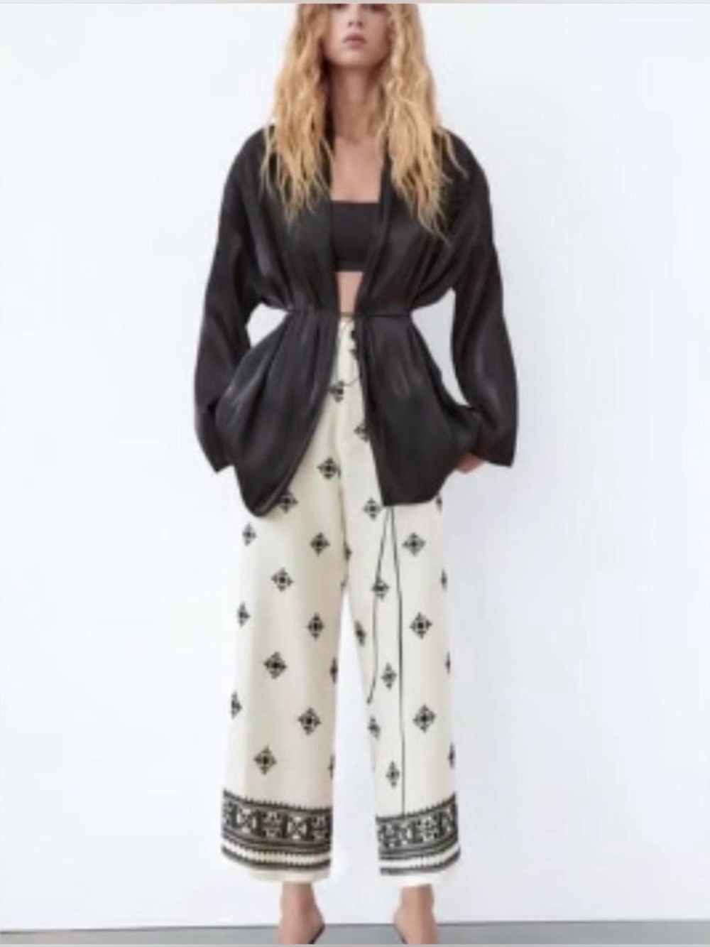 ZARA Linen Blend Embroidered
Wide Leg Pants White Black - Picture 2 of 7